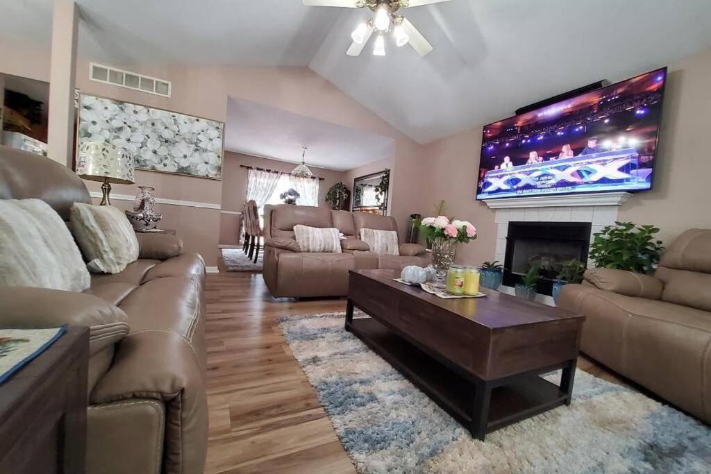 Smart Entire Loft, 3 Bedroom 2 Bath, With 3 Tv Колумбия Экстерьер фото