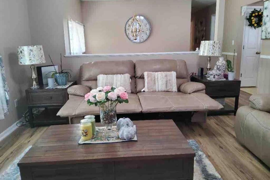 Smart Entire Loft, 3 Bedroom 2 Bath, With 3 Tv Колумбия Экстерьер фото